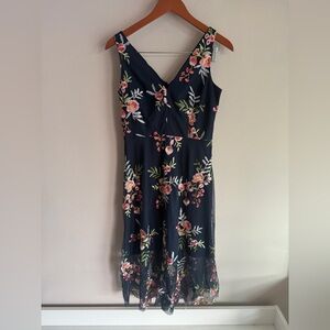 Vince Camuto Navy Blue Floral Embroidered Mesh V-Neck Midi Cocktail Dress Size 4